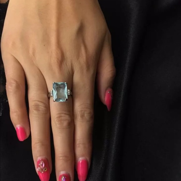 New Luxury Big Blue CZ Cubic Zircon Stone Ring - Picture 4 of 5